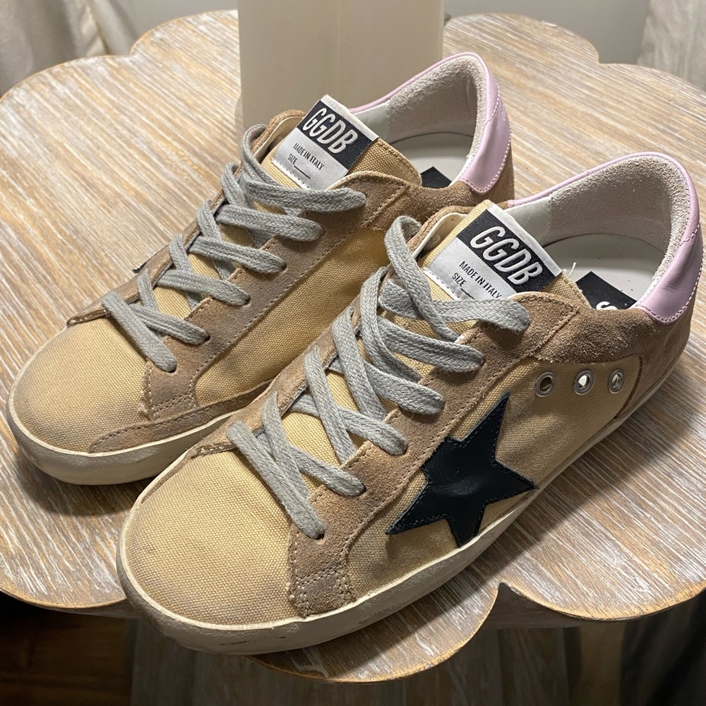 EUC Golden Goose Superstars